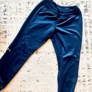 Under Armour Women's Small Active Drawstring Storm Sweatpants. SZ Sm